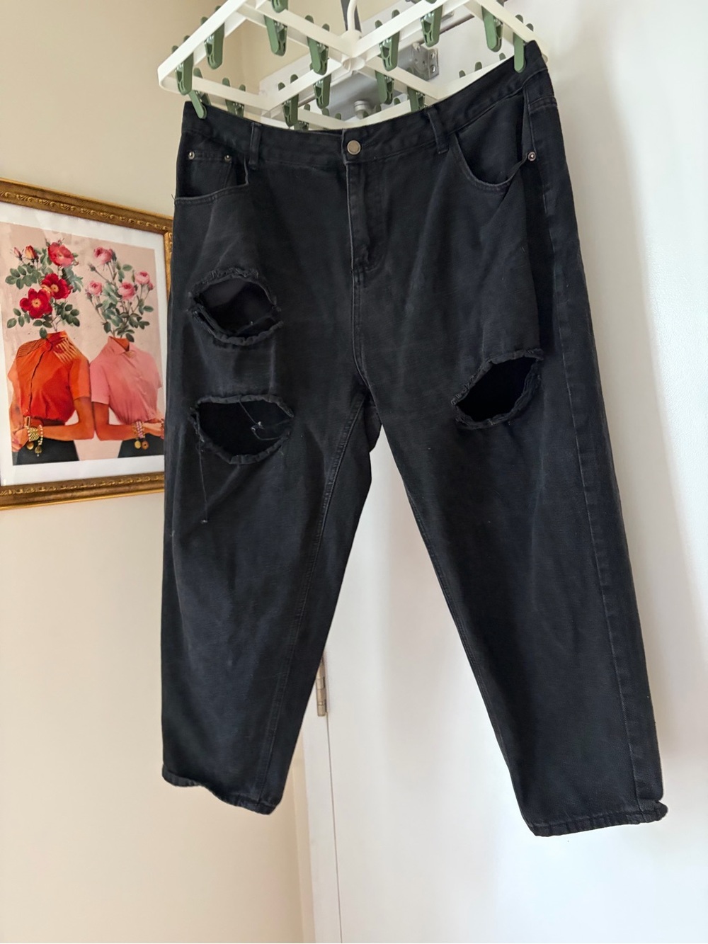 SHEIN Black Straight Leg Distressed Women's Jeans